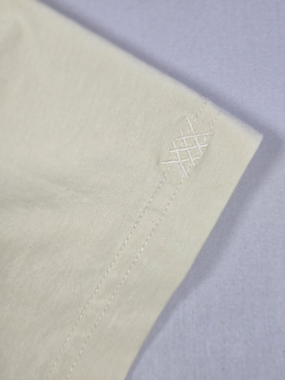 Rhone Men's Crewneck Performance T-Shirt Cream Off-White Size XL EUC - Picture 5 of 10